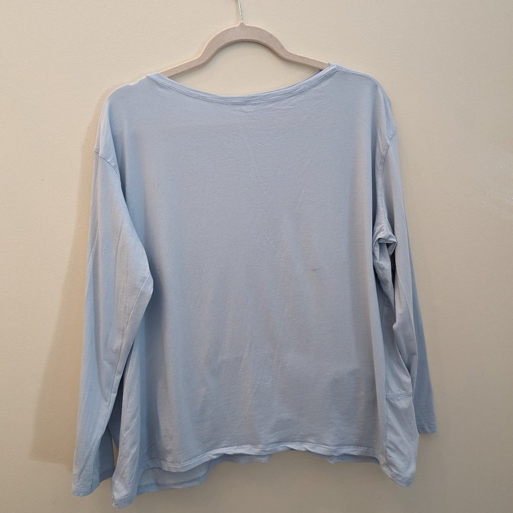 Light weight yoga top long sleeve size 8/10